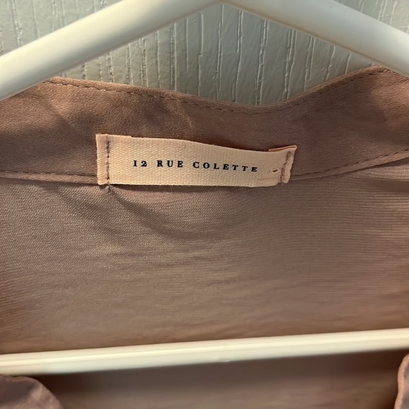 Beautiful blush colour top - Picture 2 of 8